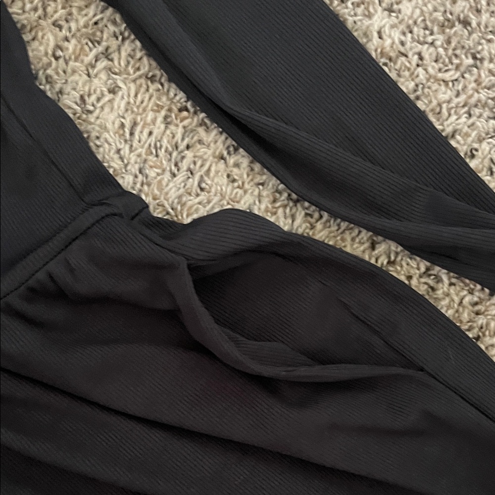 Black Long Sleeve Romper - Picture 4 of 10